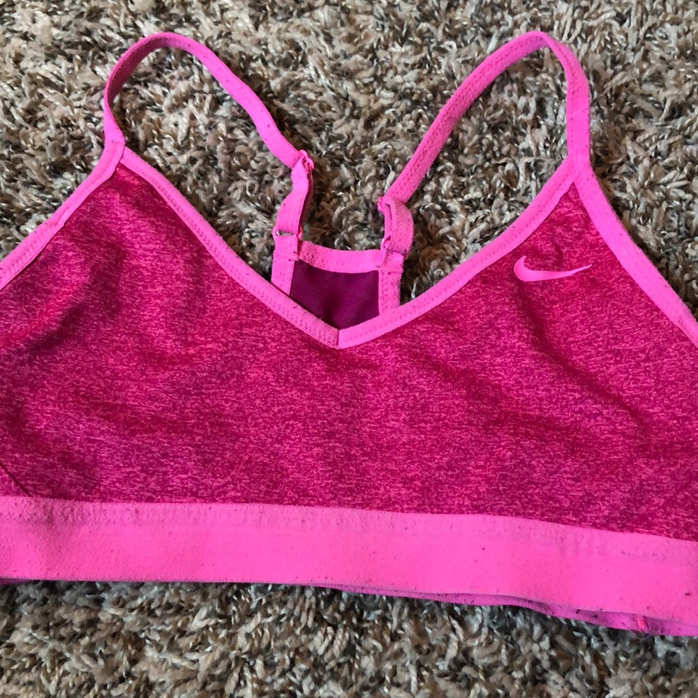 nike sports bra